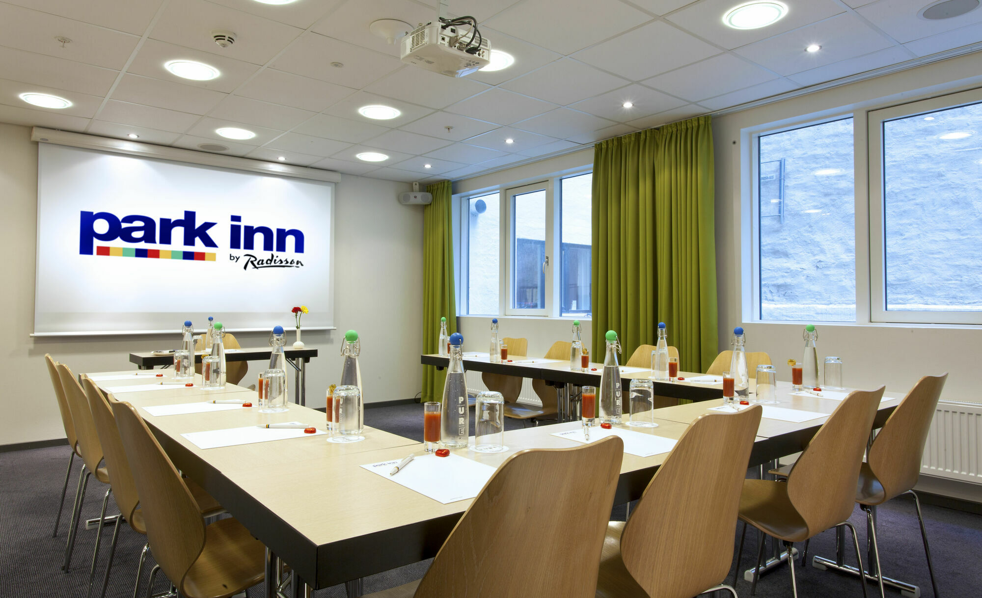 Park Inn By Radisson Oslo Exterior photo